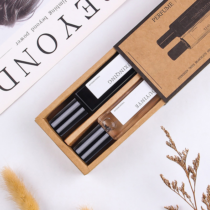 Parfüm Kadın Hediye Kutusu Seti Kalıcı Hafif Koku Çiçek Kokusu 30ml*2