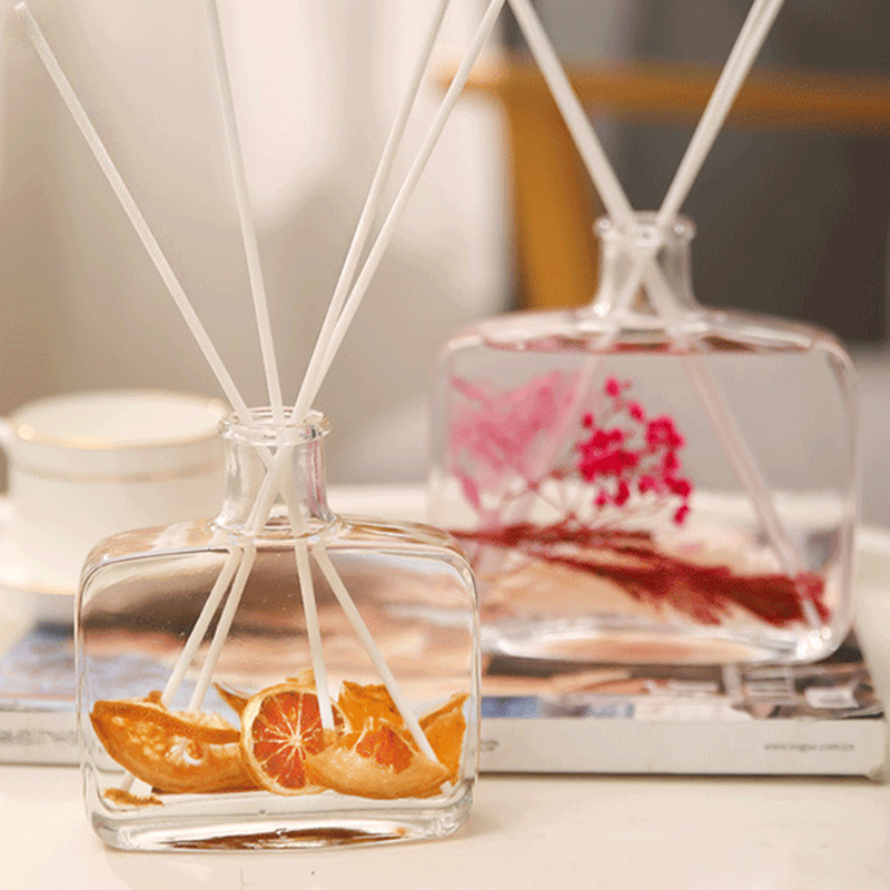 100 ml / 200 ml Ev Kokusu Uçucu Yağ Korunmuş Kuru Çiçek Kamış Difüzör Ev Dekorasyon Hediye için